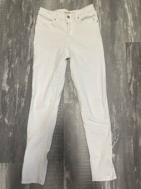 Levi’s White Skinny High Rise